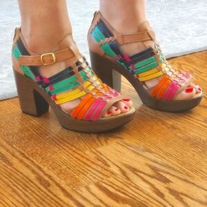 Women's Huarache Sandels size 8